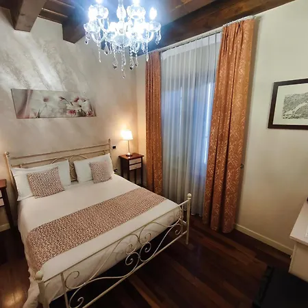 Relais Ponte Pietra Bed & Breakfast 4*