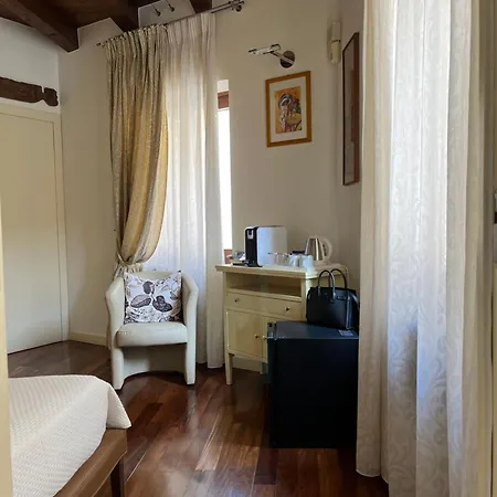 Oda ve Kahvaltı Relais Ponte Pietra