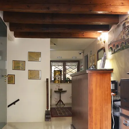 住宿加早餐酒店 佩雅托桥莱亚斯住宿加早餐旅馆