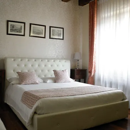 佩雅托桥莱亚斯住宿加早餐旅馆 住宿加早餐酒店