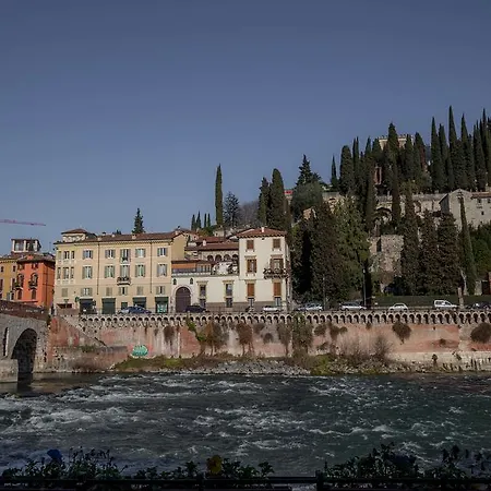 Panzió Relais Ponte Pietra 4*