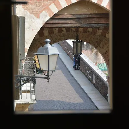 Relais Ponte Pietra Panzió