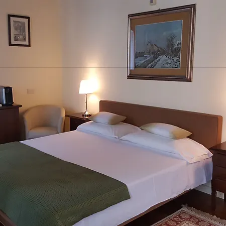 فندق مبيت وإفطار Relais Ponte Pietra