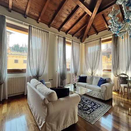 ベッド・アンド・ブレックファスト Relais Ponte Pietra
