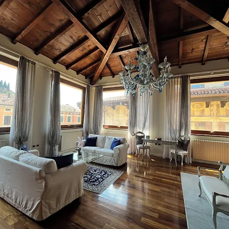 Relais Ponte Pietra ベッド・アンド・ブレックファスト ヴェローナ
