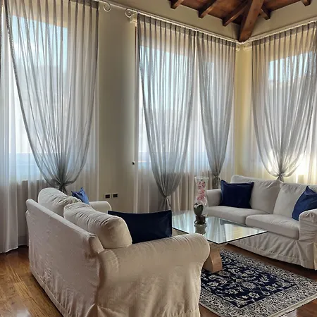ベッド・アンド・ブレックファスト Relais Ponte Pietra ヴェローナ