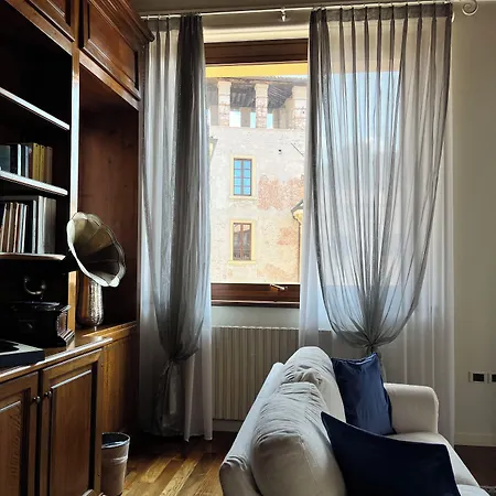 Relais Ponte Pietra ベッド・アンド・ブレックファスト