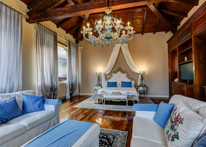 Relais Ponte Pietra 4* فيرونا