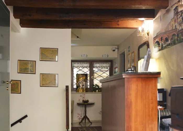 فندق مبيت وإفطار Relais Ponte Pietra