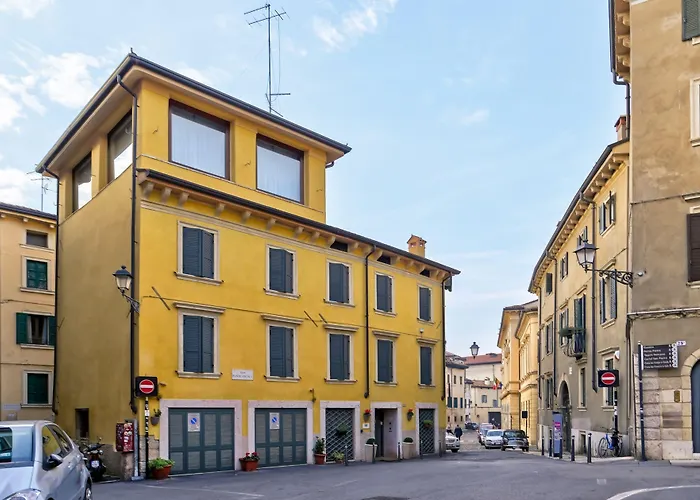 فندق مبيت وإفطار Relais Ponte Pietra