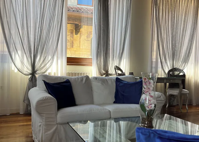 Relais Ponte Pietra فندق مبيت وإفطار فيرونا