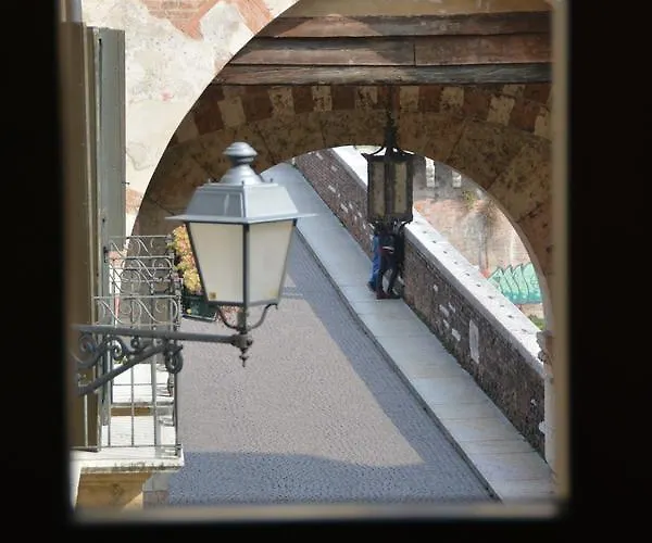 Relais Ponte Pietra فندق مبيت وإفطار